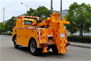 田东高速路拖车费